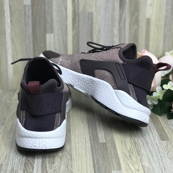 NWT Air Huarache Ultra PRM Burgundy Mousse WMNS - Picture 5 of 8